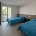 דירה Renovated Flat With Terrace In *